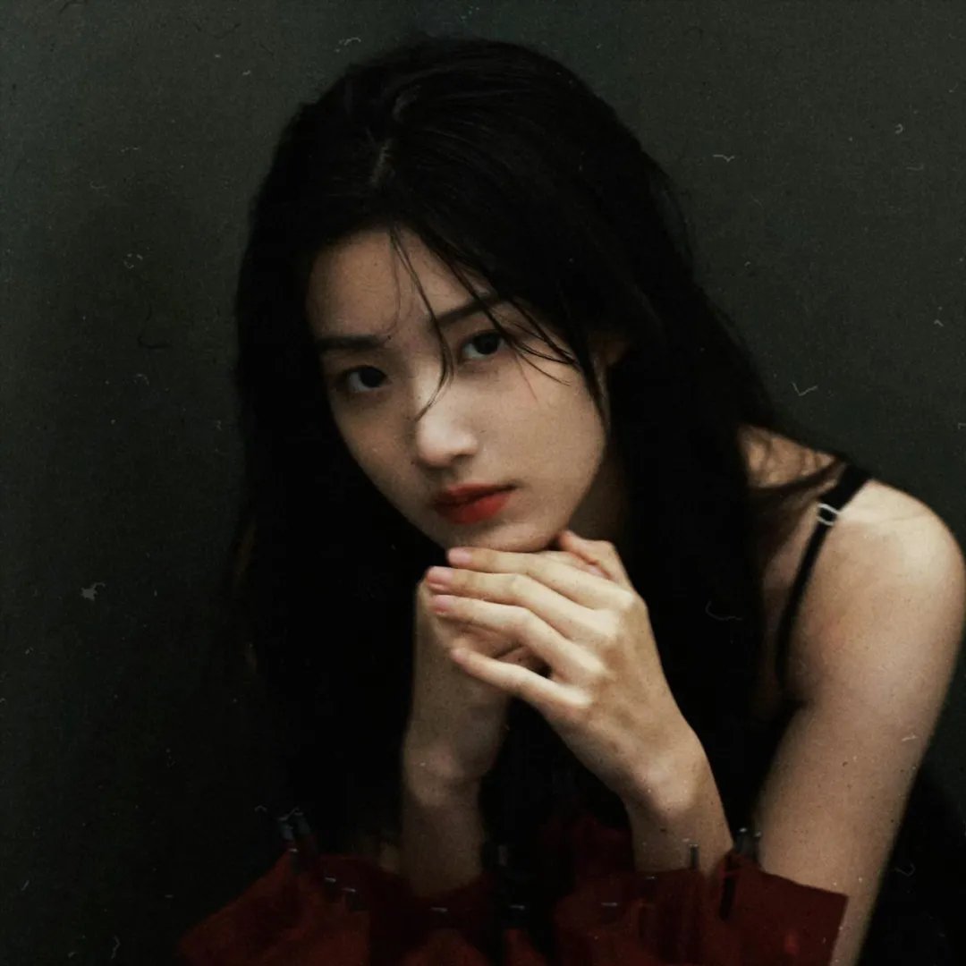 残酷狱中女